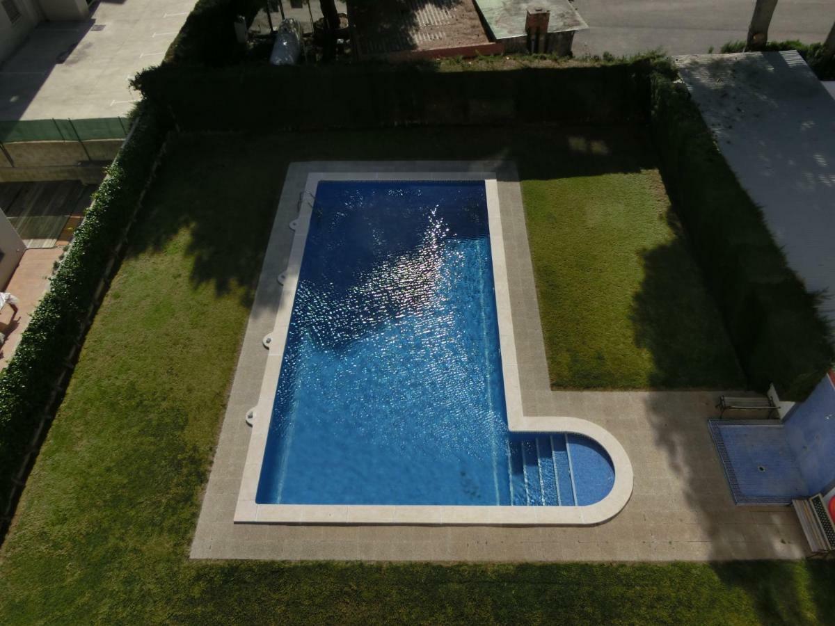 Apartamento Vistas Mar Y Piscina Miami Playa Екстер'єр фото
